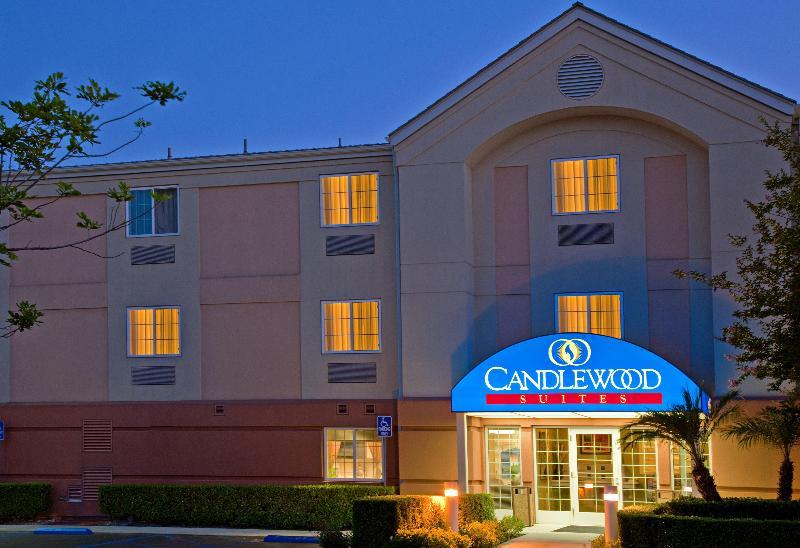 Sonesta Simply Suites Irvine East Foothill Lake Forest Exterior foto