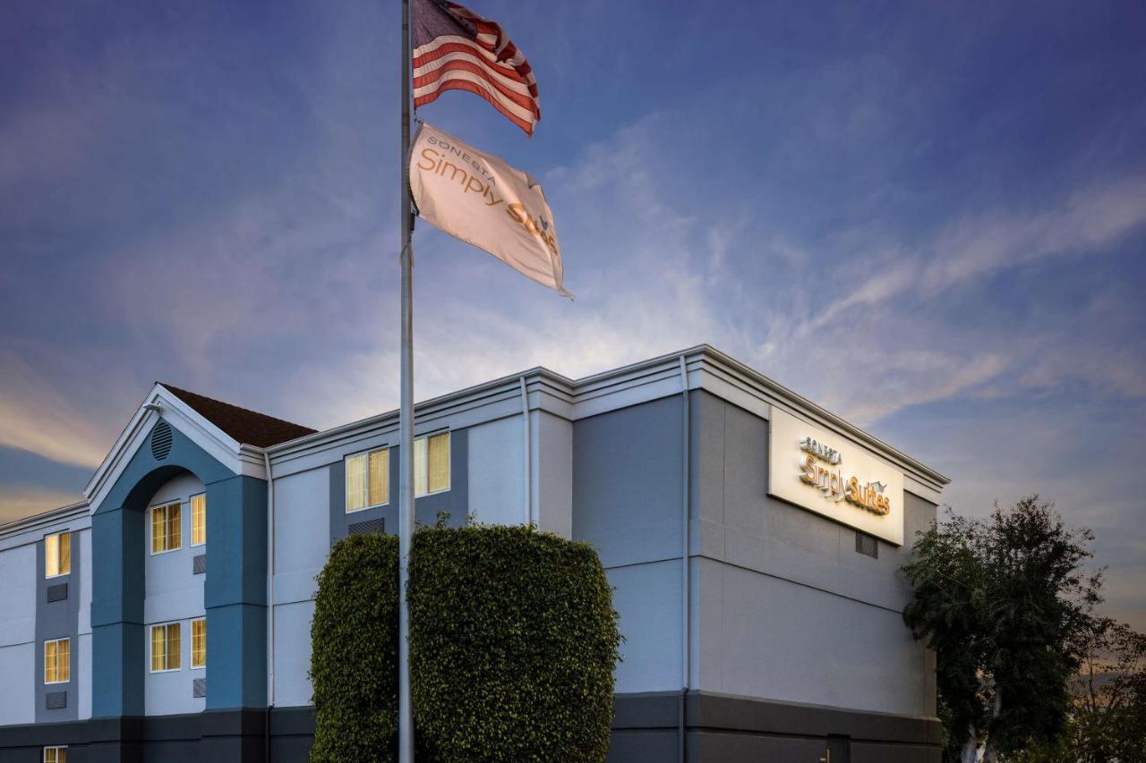 Sonesta Simply Suites Irvine East Foothill Lake Forest Exterior foto