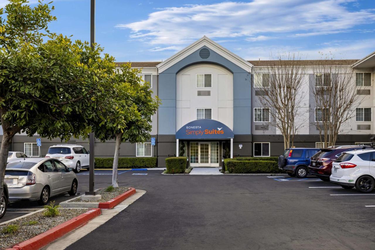 Sonesta Simply Suites Irvine East Foothill Lake Forest Exterior foto